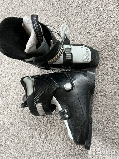 Горнолыжные ботинки детские 21.5