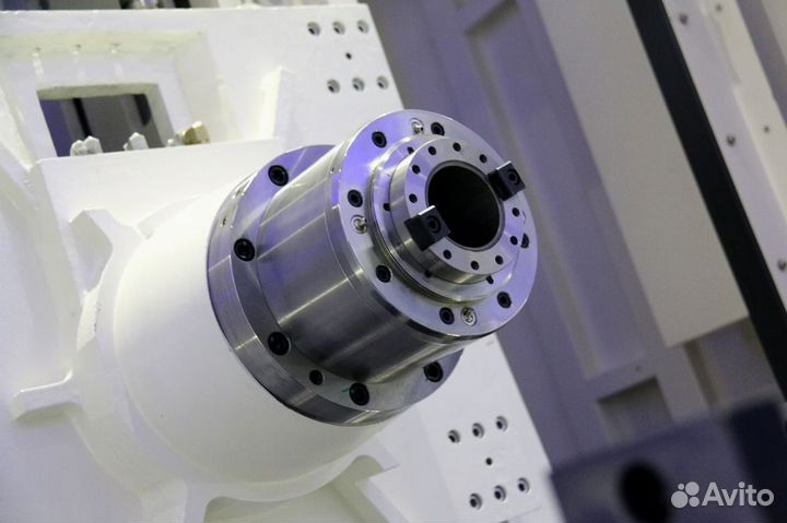 Горизонтальный фрезерный станок HMC63