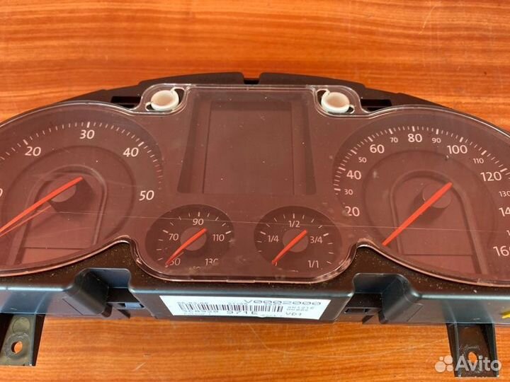 Панель приборов Vw Passat B6 BXE 2009