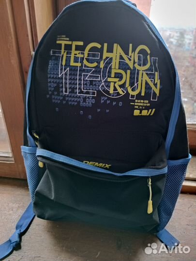 Школьный рюкзак