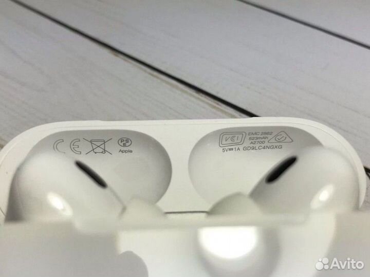 Airpods Pro 2 platinum limited
