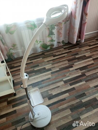 Мебель для маникюра