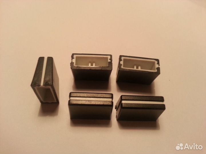 Ручки ползунков 4мм для пульта Pioneer DJM-800