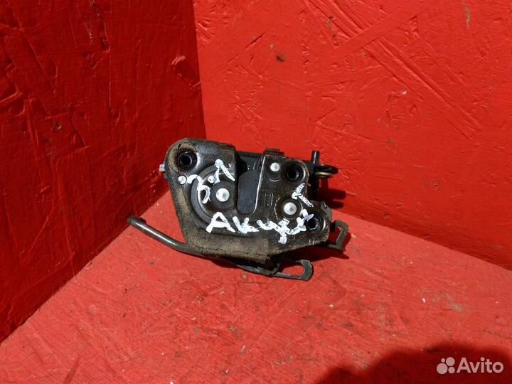 Замок двери задней левой Хендай Акцент