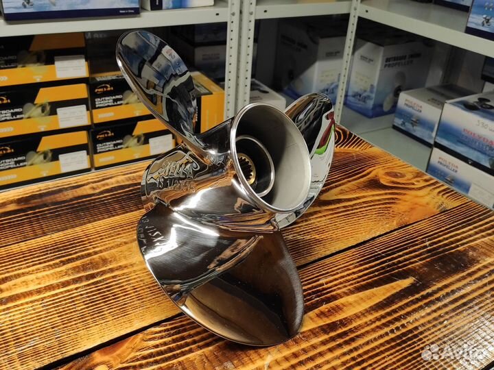 Винт гребной Yamaha 60-140 л.с. шаг 15, сталь