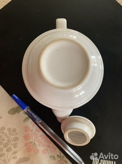 Чайник заварочный фарфоровый