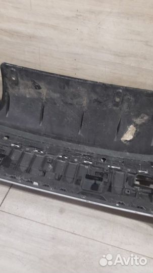 Бампер задний под парктроники Audi Q3 8U S-Line С