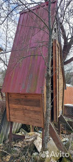 Туалет деревянный дачный б/у