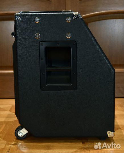 Басовый комбо Phil Jones Bass Six-Pak M500