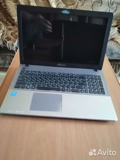 Ноутбук asus