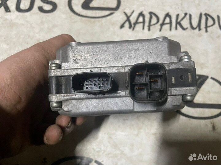 Блок управления рулевой рейкой Lexus Ls460