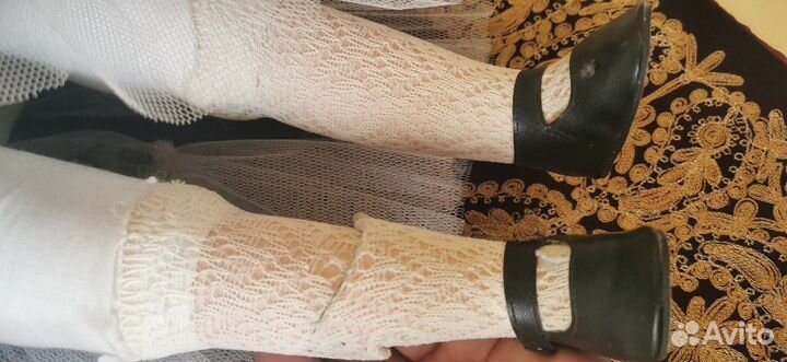 Кукла фарфор коллекционная