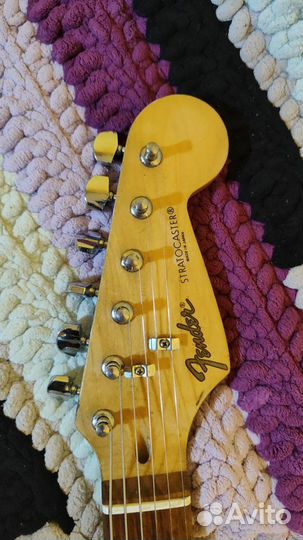 Электрогитара Fender Squier Bullet