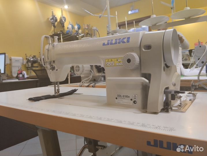 Промышленная прямострочная машина Juki 8100