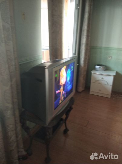 Продам телевизор бу Panasonig