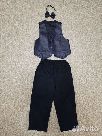 Жилетка с брюками