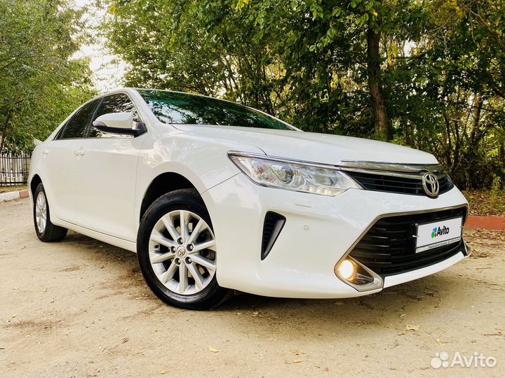 Toyota Camry, 2015