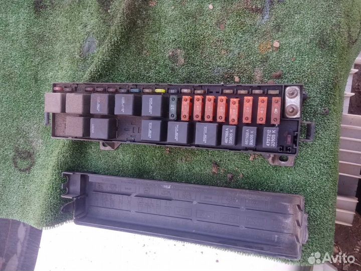 Блок предохранителей Chrysler Voyager 3 2.5 ENC