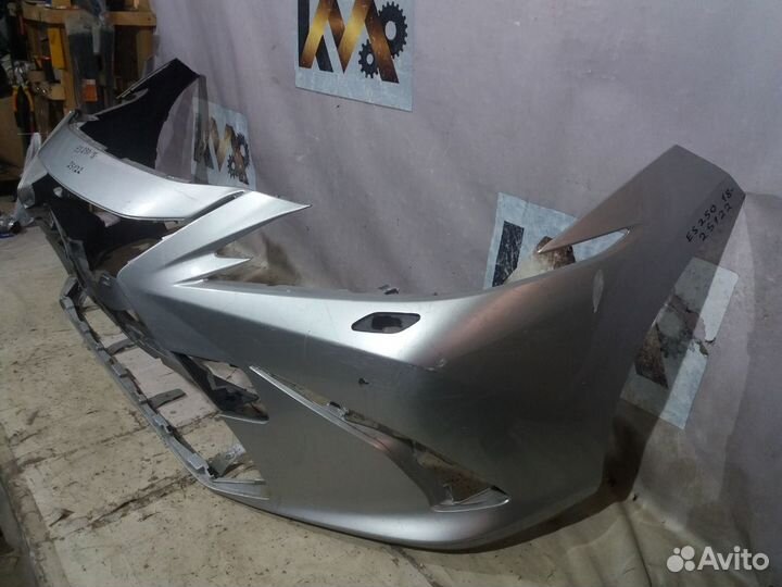 Передний Бампер Lexus ES250 18- Бу оригинал