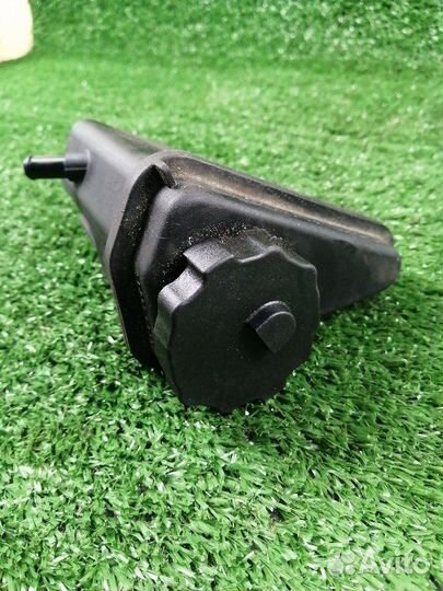 Бачок гидроусилителя Mercedes-Benz S-Class W221