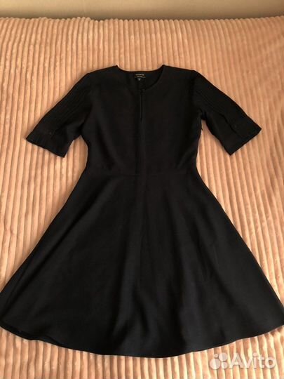 Платье reserved