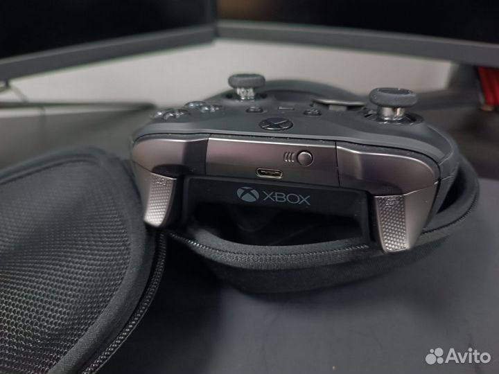 Геймпад - Microsoft Xbox Elite Wireless Controller