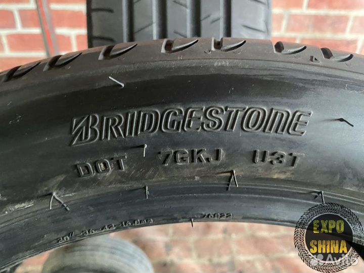 Bridgestone Alenza 001 245/45 R20
