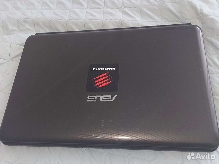Ноутбук asus