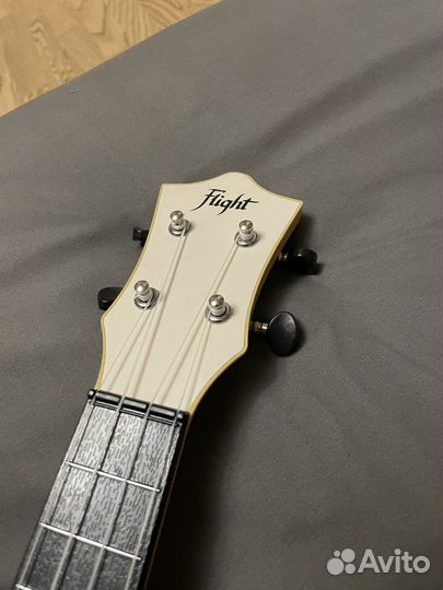 Укулеле flight