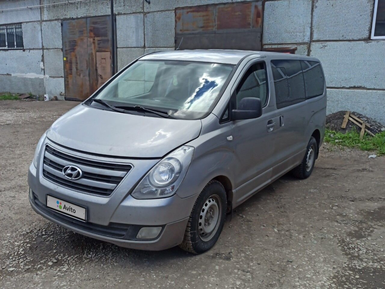 Hyundai H-1: фото владельца