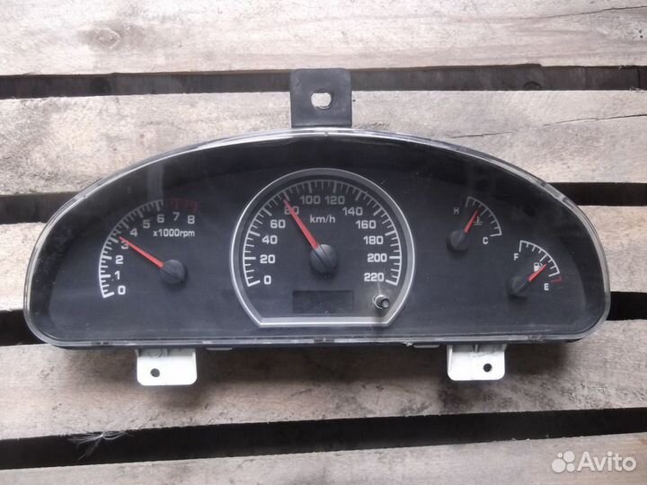 Панель приборов Lifan Breez