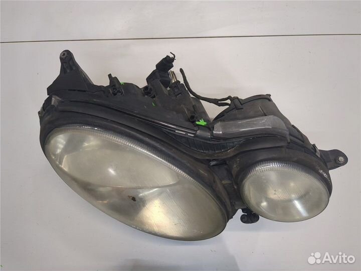 Фара (передняя) Mercedes E W211, 2003