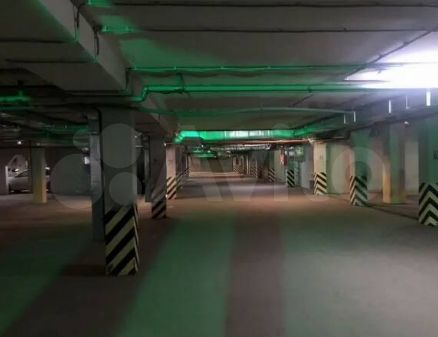 Машиноместо, 15 м²