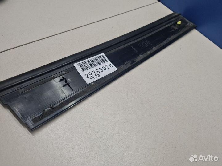 Накладка рамки двери задней правой Toyota Land Cru