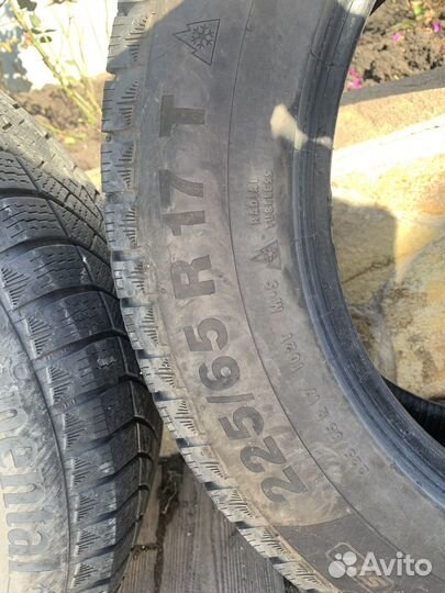 Continental ContiVikingContact 7 10.5/10 R17