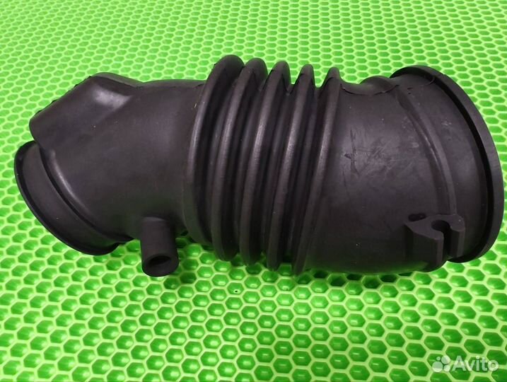 Патрубок воздушного фильтра Acura Mdx YD2 J37A1