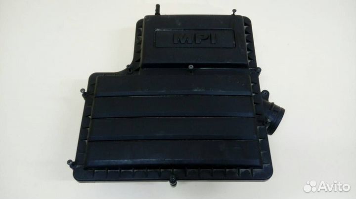 Корпус воздушного фильтра Volkswagen Polo MK5 2011