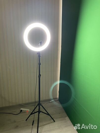 Кольцевая лампа