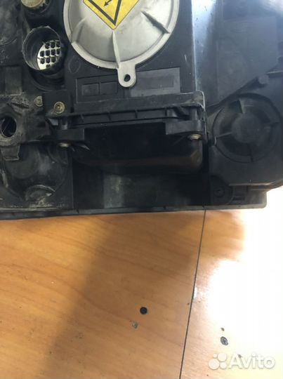 Фара левая Land Rover Discovery 3