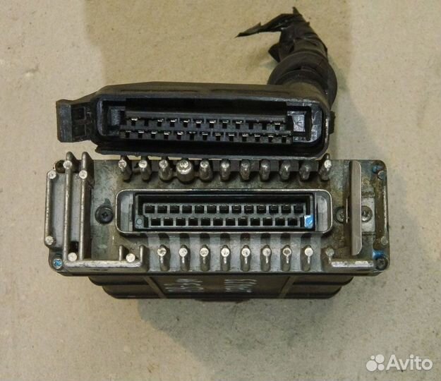 Эбу digifant 2 (037906022AM) VW Passat B3