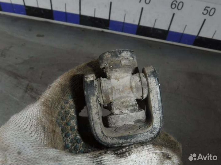 Рулевой карданчик Mitsubishi Pajero 3 6G74 2001