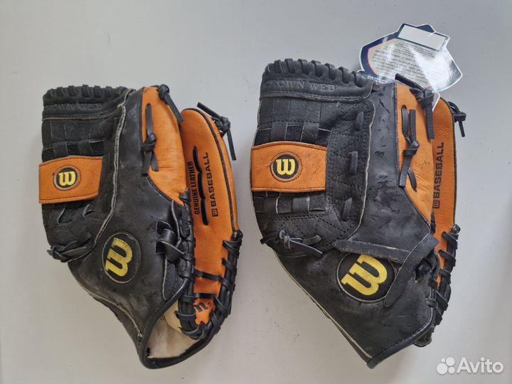 Бейсбольная перчатка