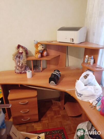 Компьютерный стол