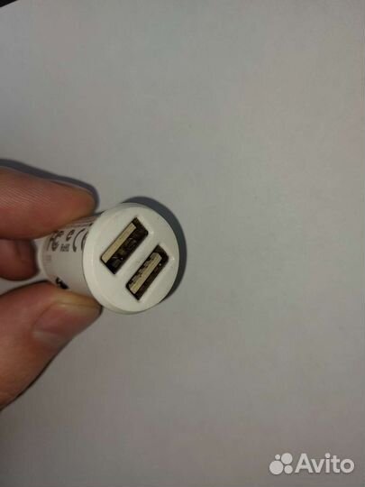 Зарядное устройство в прикуриввтель