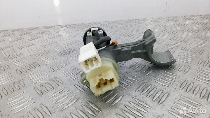 Замок зажигания на Hyundai Matrix FC