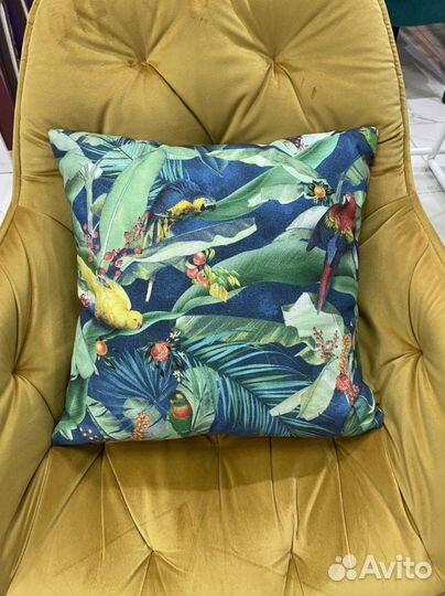 Декоративные подушки новые