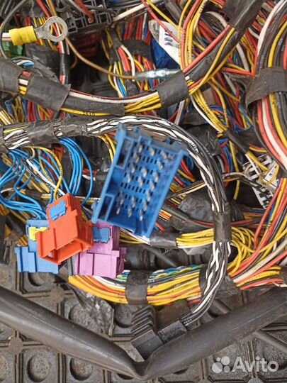 1697081 Проводка кабины основная Daf XF105