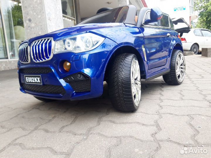 Детский электромобиль синий глянец бмв
