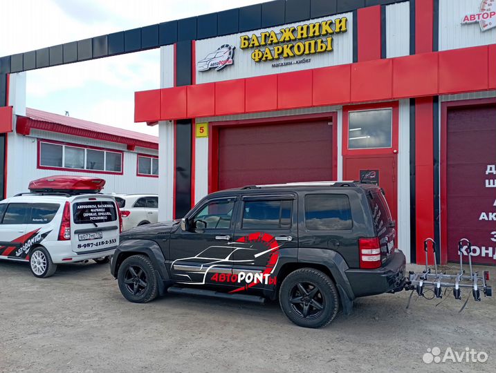 Велоплатформа на фаркоп для 4 велосипедов откидная