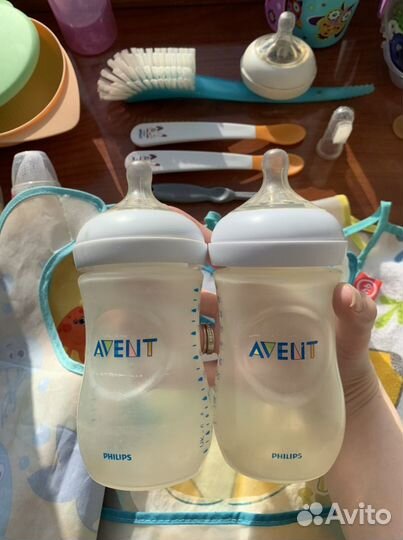 Бутылочки Avent, слюнявчики, ниблер, посуда, соски